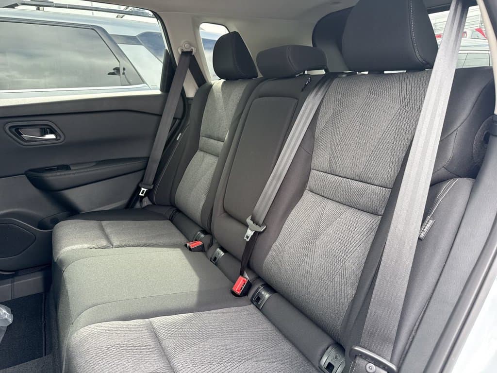New 2026 Nissan Rogue SV - photo - 19