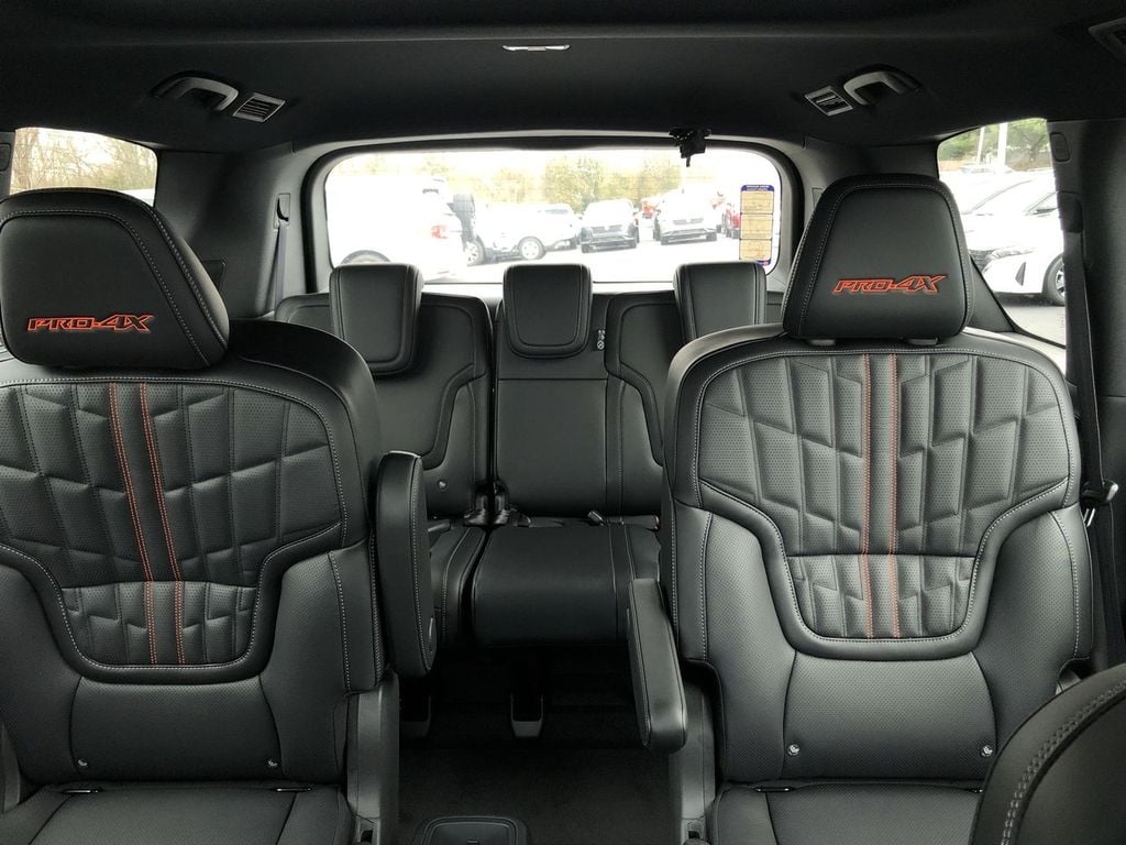 New 2026 Nissan Armada PRO-4X - photo - 20