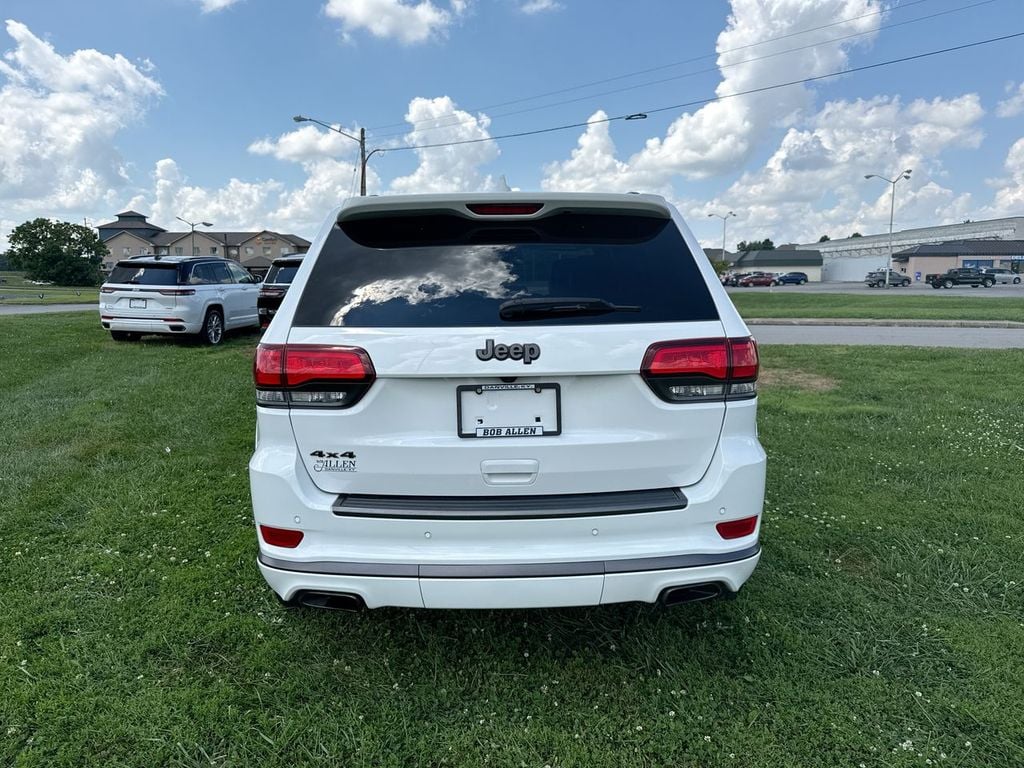 Pre-Owned 2020 Jeep Grand Cherokee Overland - photo - 10