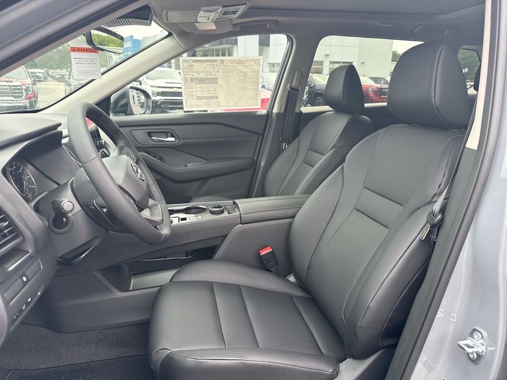 New 2026 Nissan Rogue Dark Armor - photo - 21