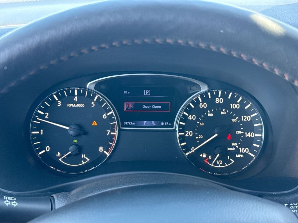 Pre-Owned 2020 Nissan Pathfinder SL - photo - 17