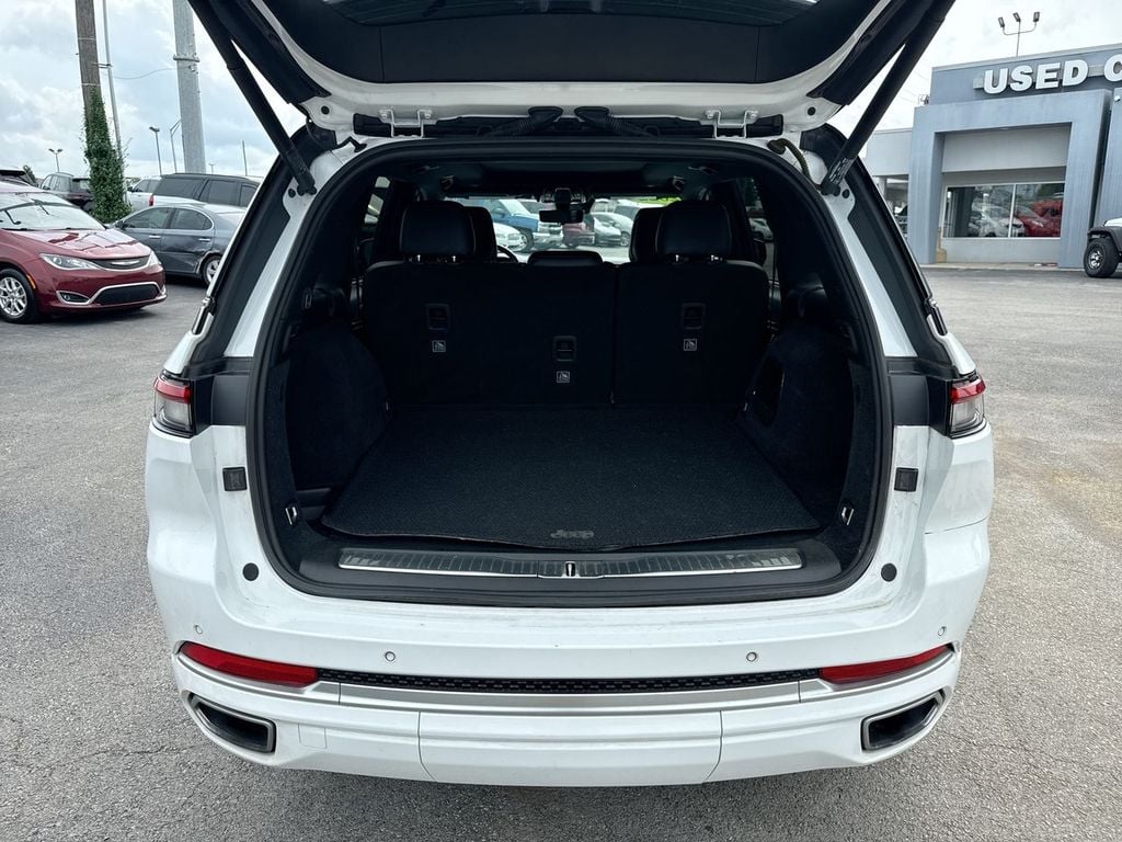 Pre-Owned 2022 Jeep Grand Cherokee Summit - photo - 8