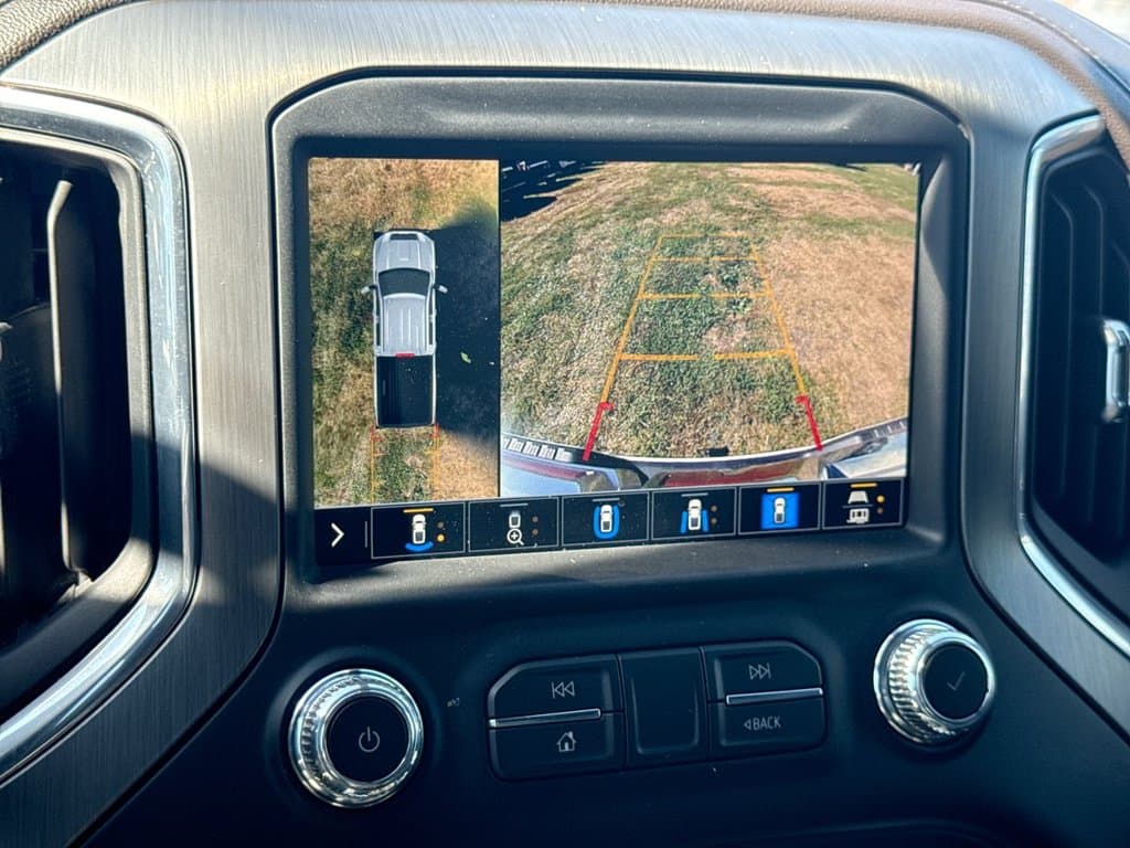 Pre-Owned 2021 GMC Sierra 2500HD Denali - photo - 27