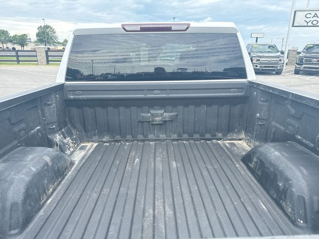 Pre-Owned 2022 Chevrolet Silverado 1500 Custom - photo - 16