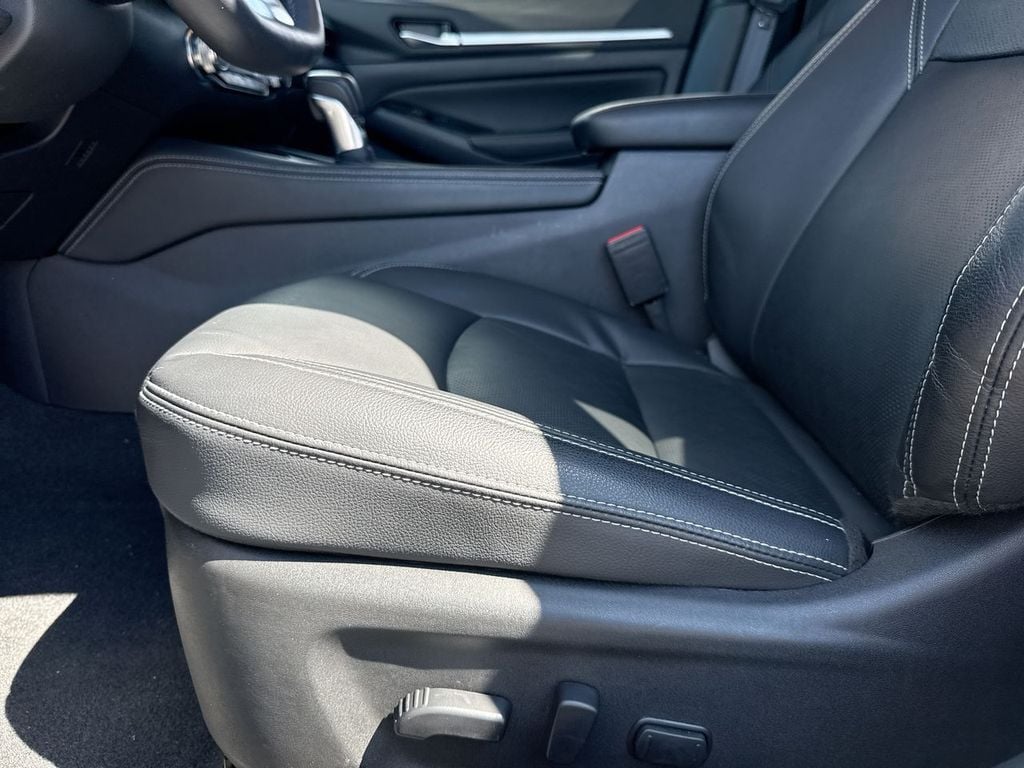 Pre-Owned 2025 Nissan Altima 2.5 SL - photo - 21