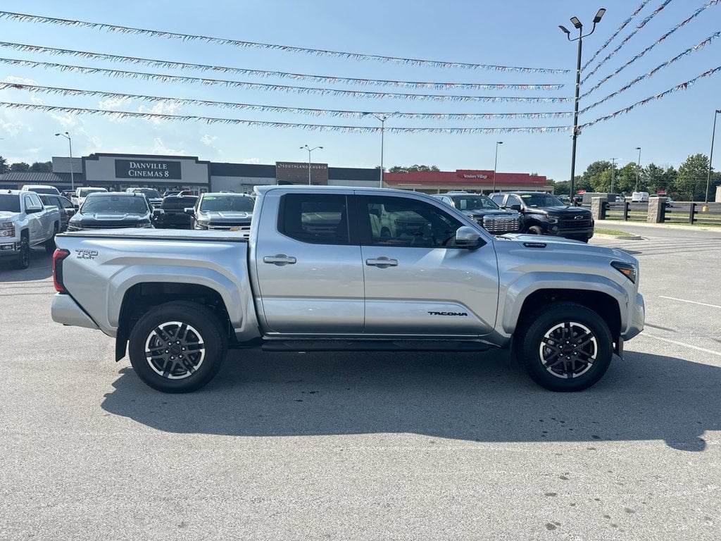 Pre-Owned 2025 Toyota Tacoma Hybrid TRD Sport - photo - 13