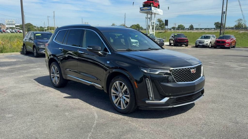 Pre-Owned 2022 Cadillac XT6 Premium Luxury - photo - 8