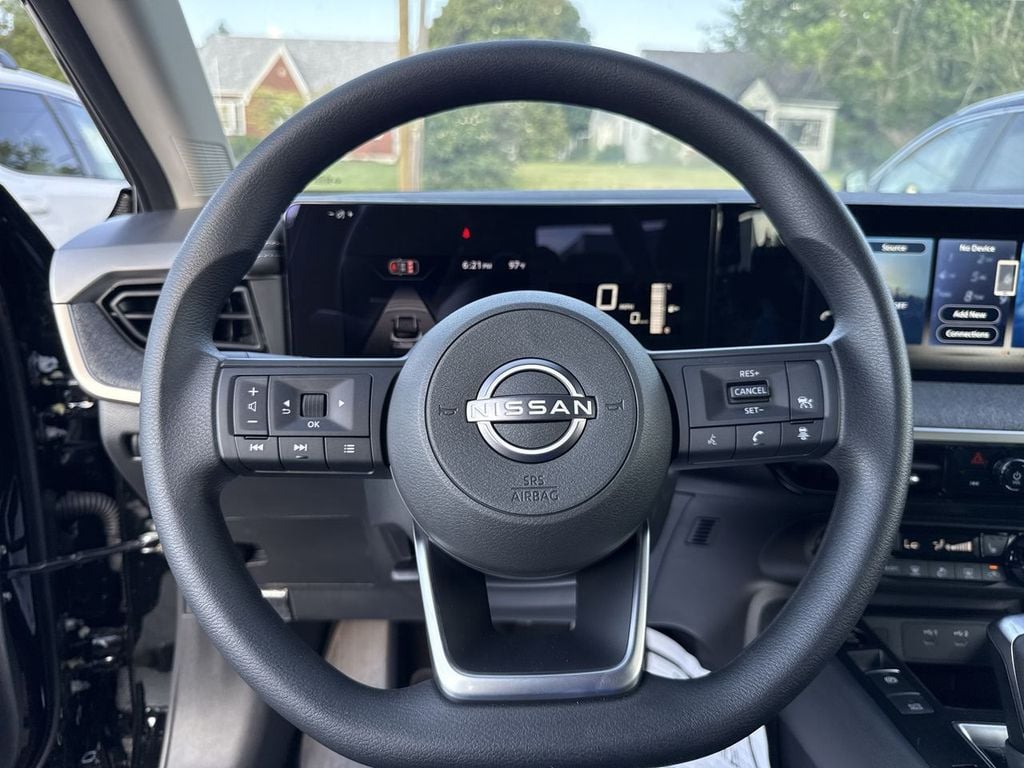 New 2026 Nissan Kicks SV - photo - 22