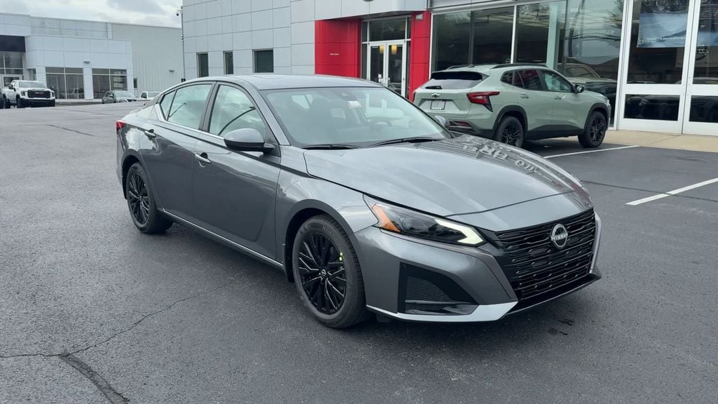 New 2026 Nissan Altima 2.5 SV - photo - 8
