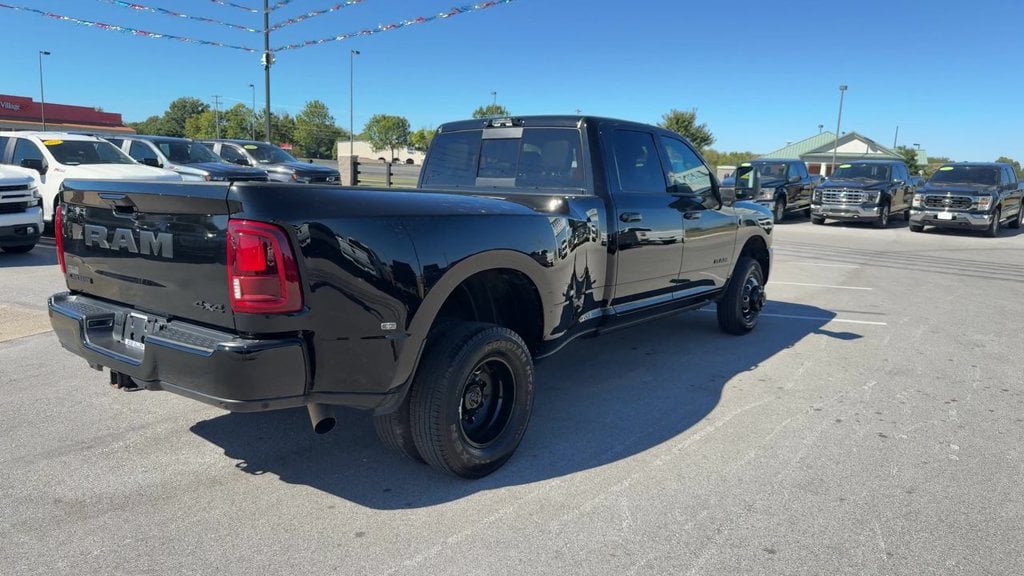 Pre-Owned 2025 Ram 3500 Laramie - photo - 5