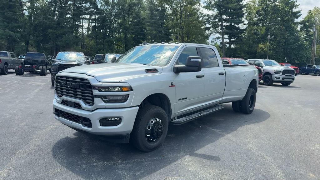 New 2026 Ram 3500 Big Horn - photo - 1