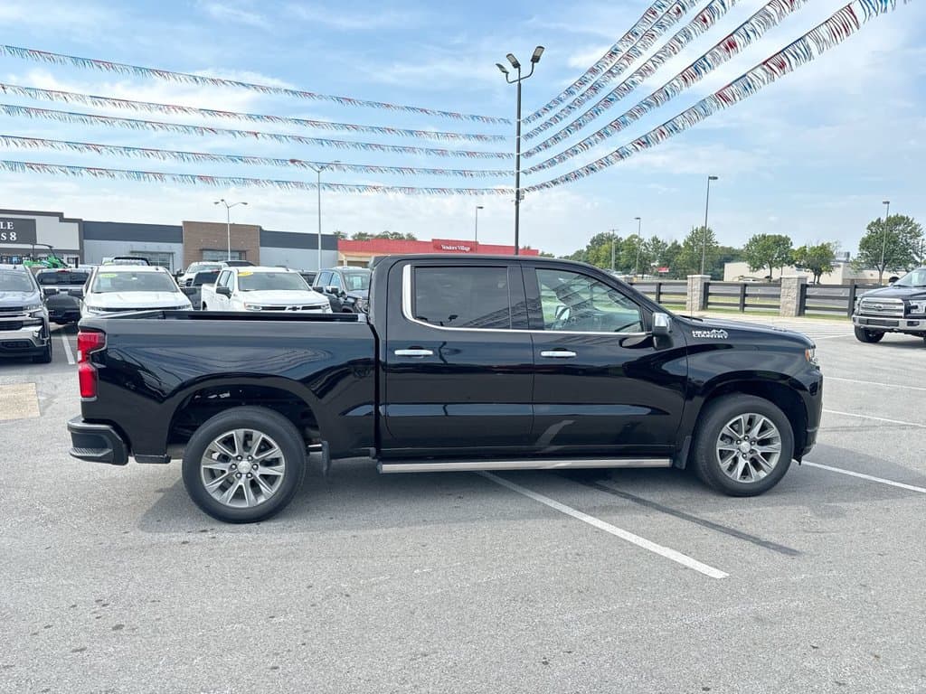 Pre-Owned 2021 Chevrolet Silverado 1500 High Country - photo - 13