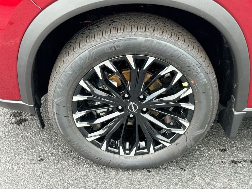 New 2026 Nissan Rogue Dark Armor - photo - 9