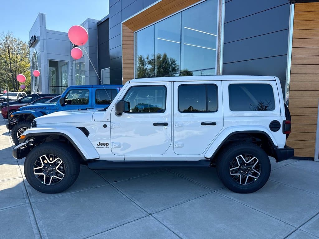 New 2027 Jeep Wrangler Sahara - photo - 2