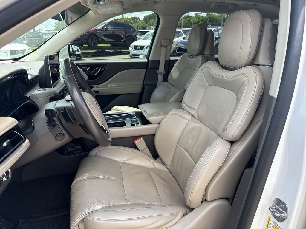 Pre-Owned 2021 Lincoln Aviator Reserve - photo - 22