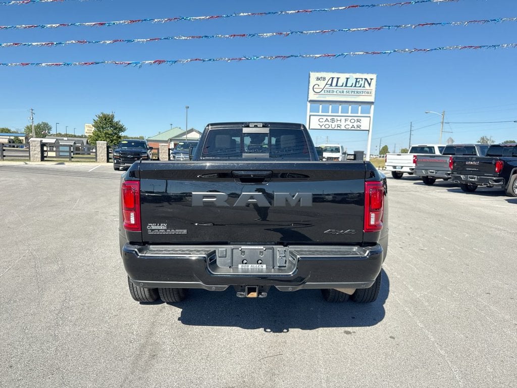 Pre-Owned 2025 Ram 3500 Laramie - photo - 17