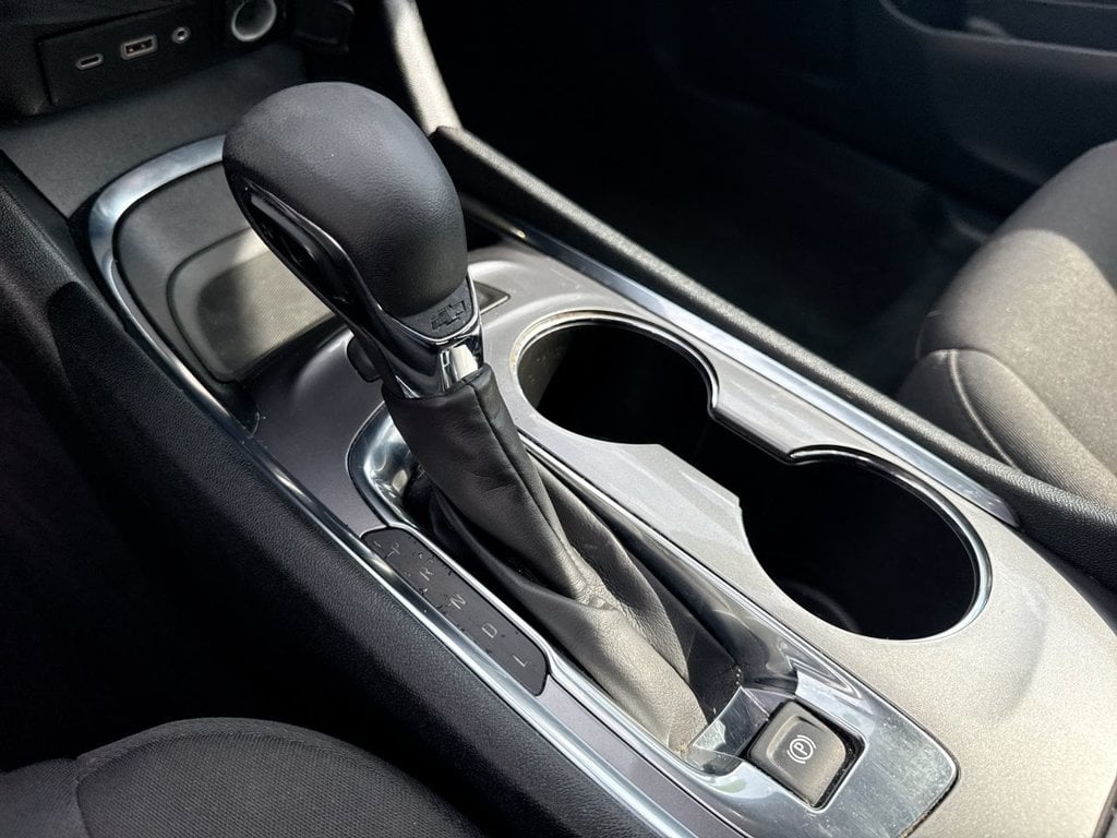 Pre-Owned 2023 Chevrolet Malibu LT - photo - 25