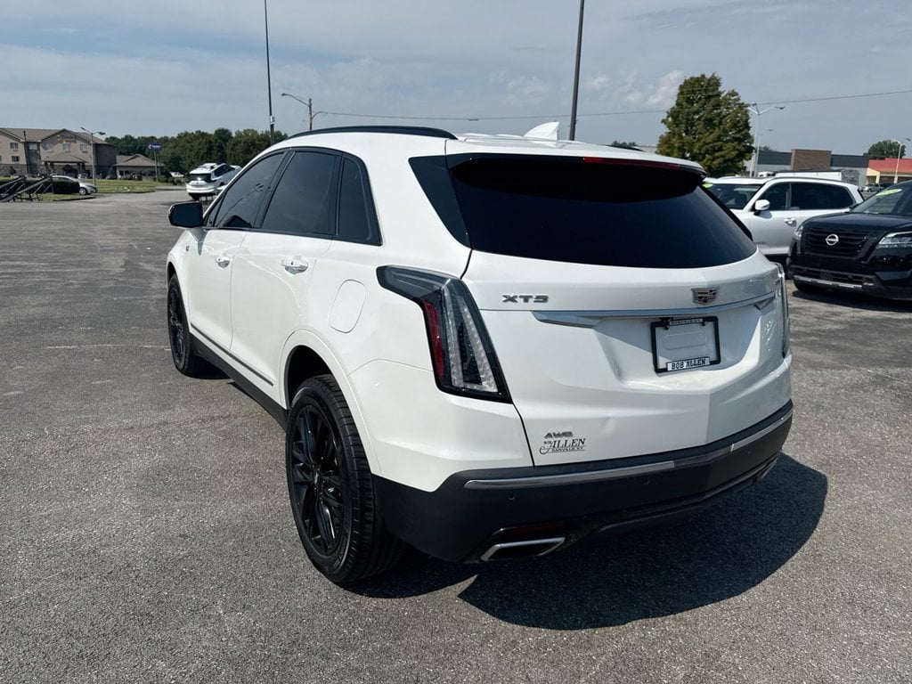Pre-Owned 2021 Cadillac XT5 Sport - photo - 11