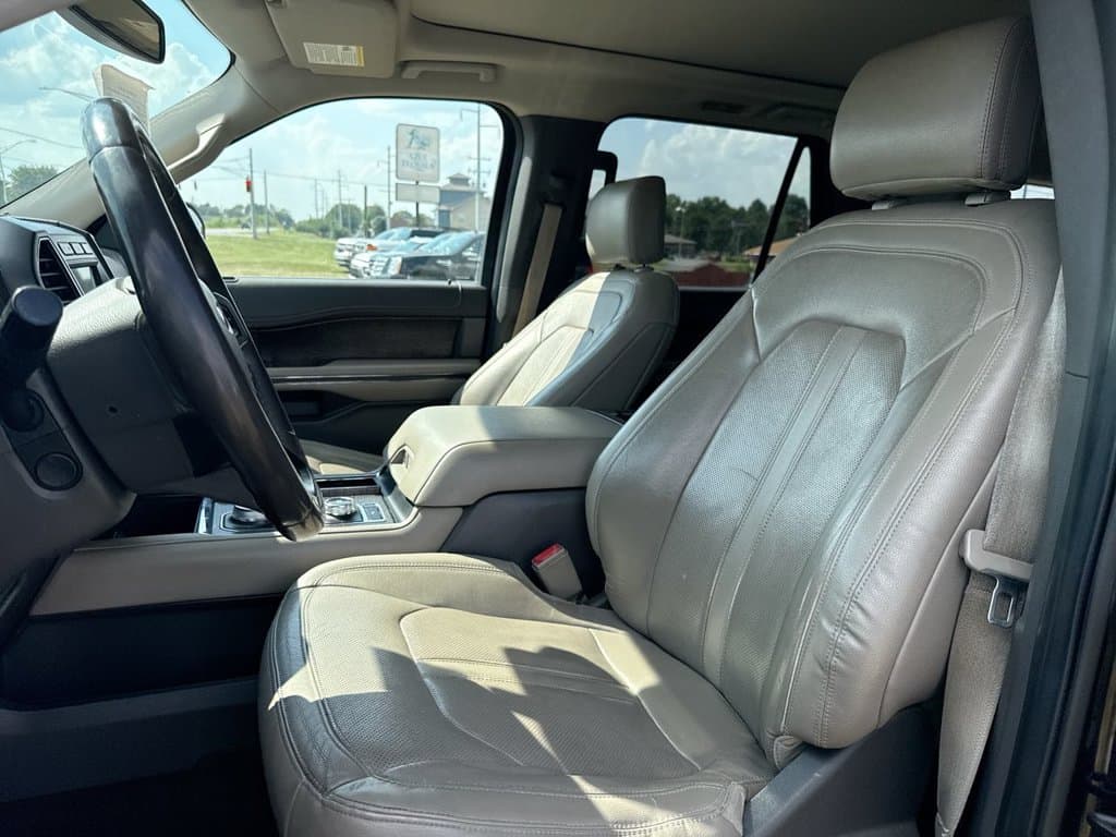 Pre-Owned 2019 Ford Expedition Max Limited - photo - 14