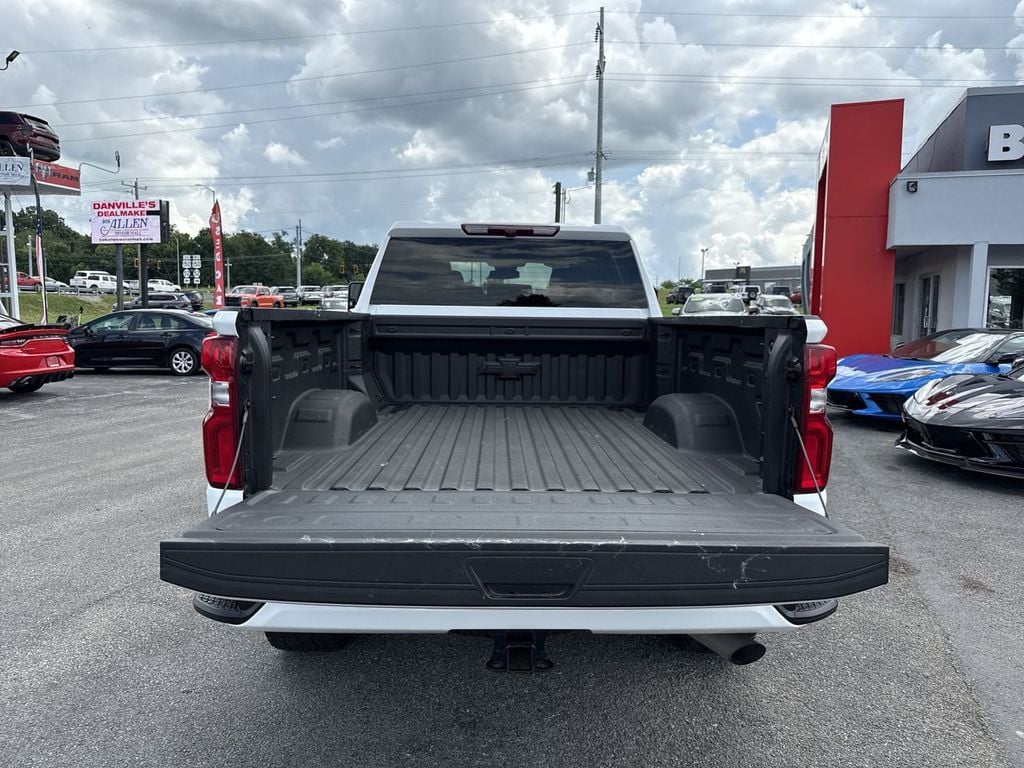 Pre-Owned 2024 Chevrolet Silverado 2500HD LT - photo - 16