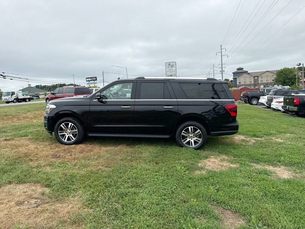 Pre-Owned 2024 Ford Expedition Max Limited - photo - 10