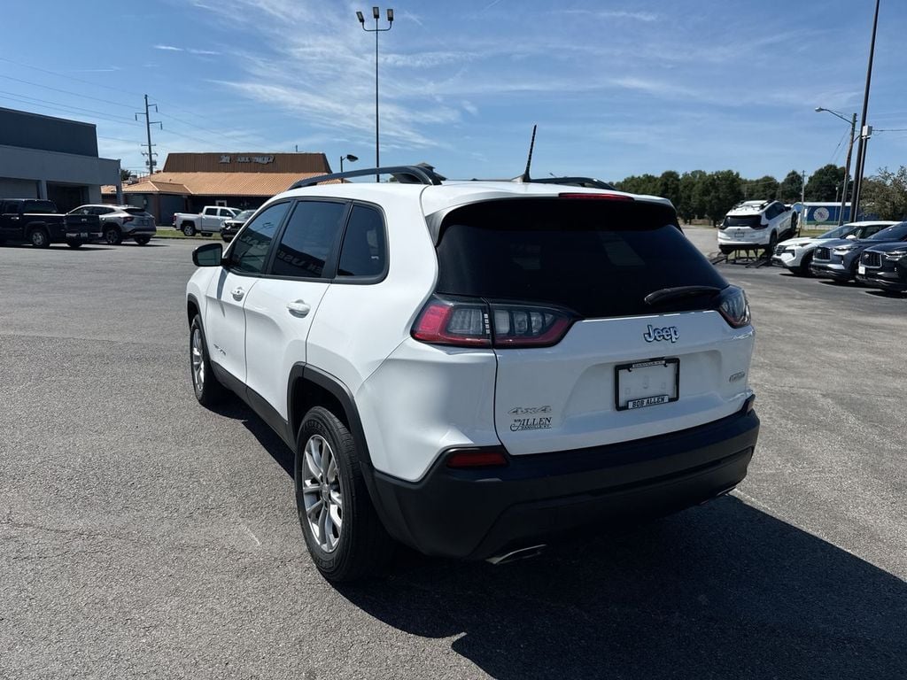 Pre-Owned 2022 Jeep Cherokee Latitude Lux - photo - 11