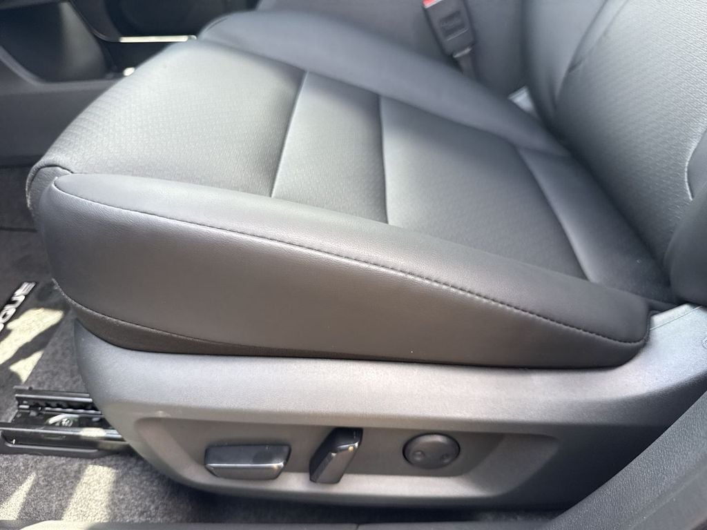 New 2026 Nissan Rogue Dark Armor - photo - 22