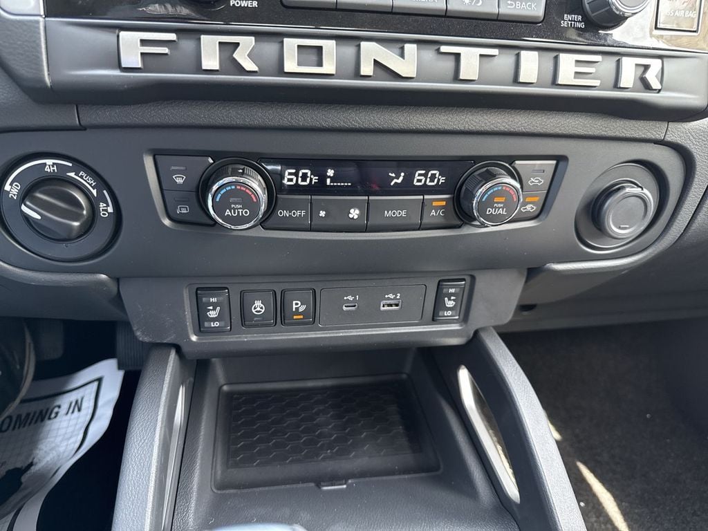 New 2026 Nissan Frontier SV - photo - 28