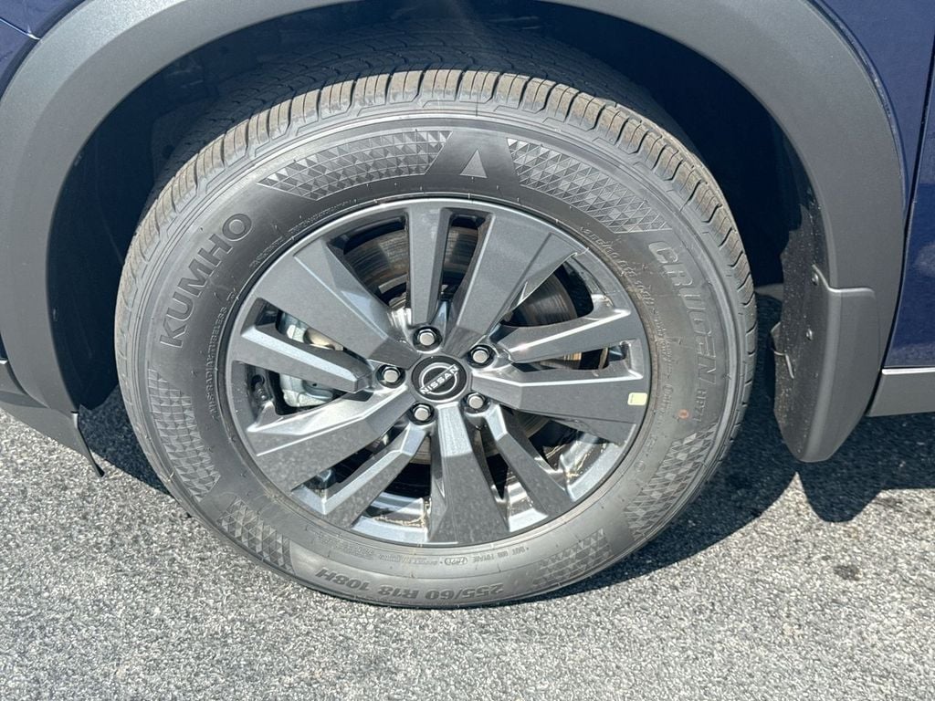 New 2026 Nissan Pathfinder SV - photo - 9