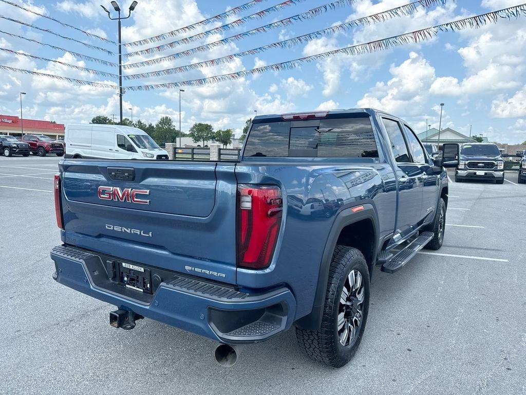 Pre-Owned 2026 GMC Sierra 2500HD Denali - photo - 12