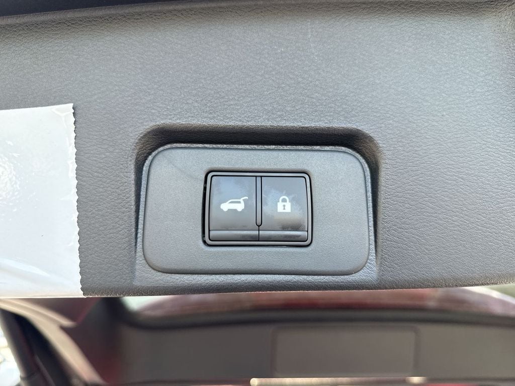 New 2026 Nissan Rogue Dark Armor - photo - 17