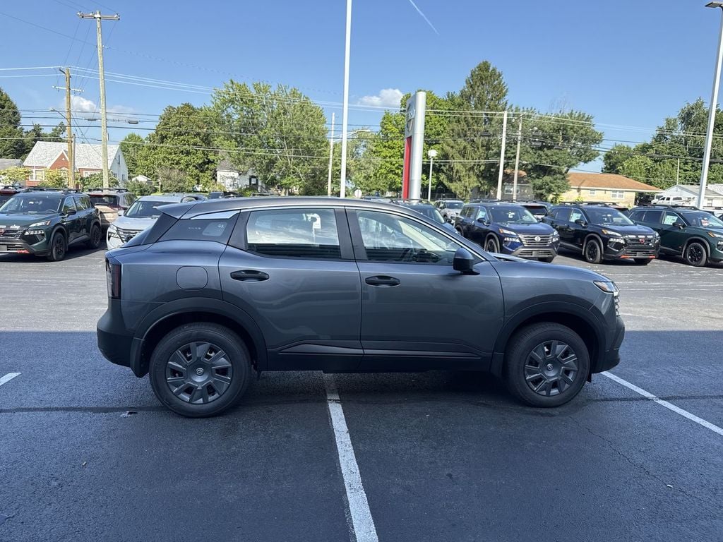 New 2026 Nissan Kicks S - photo - 13