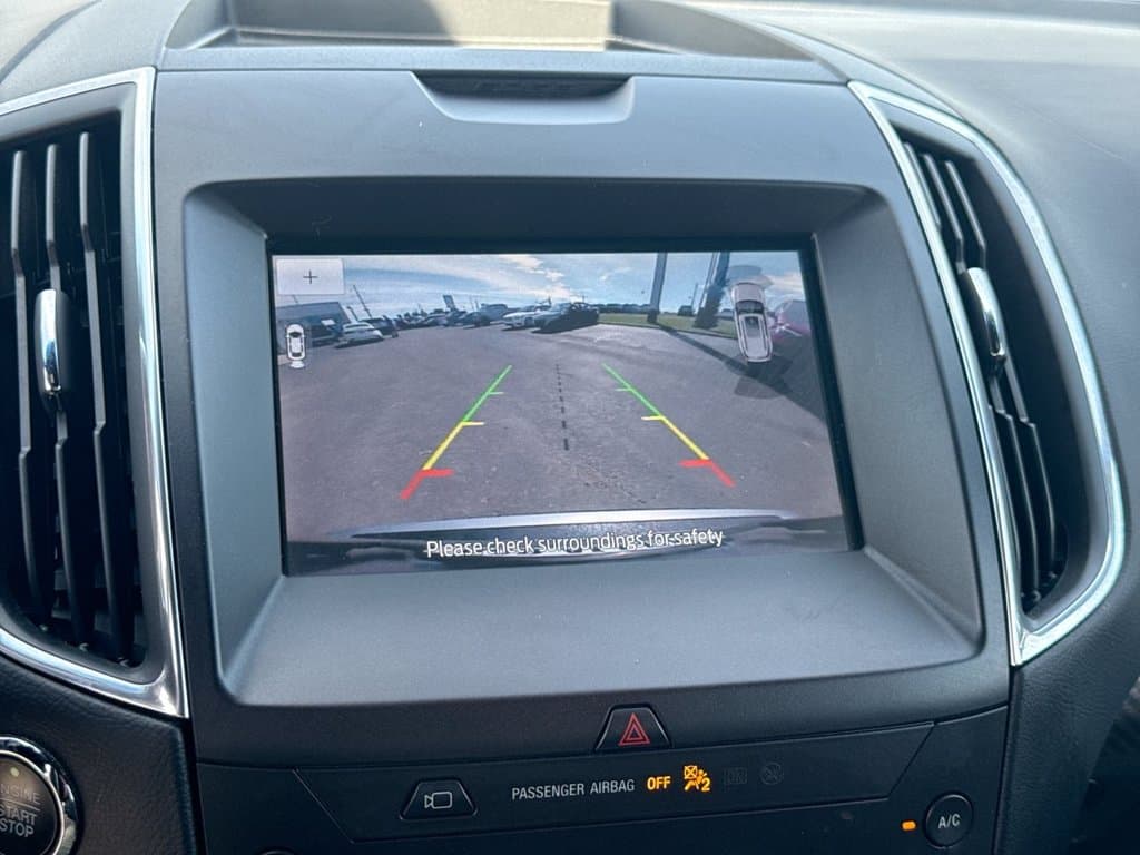 Pre-Owned 2020 Ford Edge Titanium - photo - 20