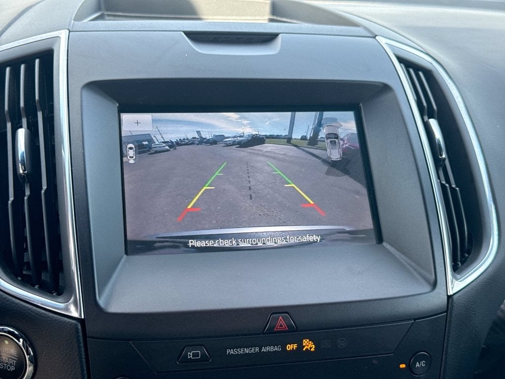 Pre-Owned 2020 Ford Edge Titanium - photo - 20