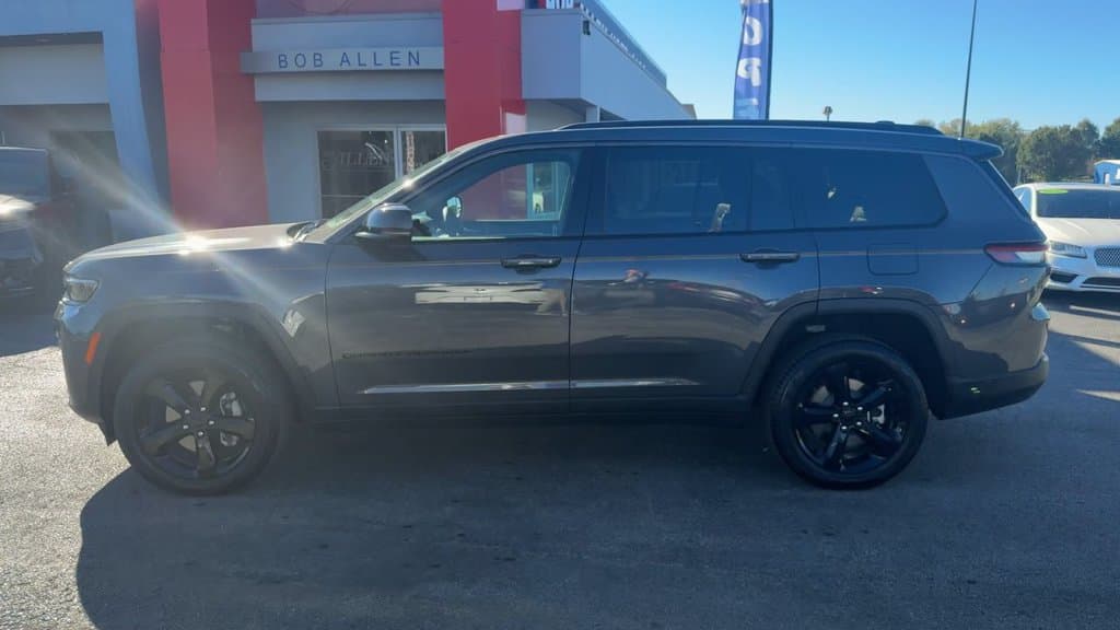 Pre-Owned 2026 Jeep Grand Cherokee L Limited - photo - 2