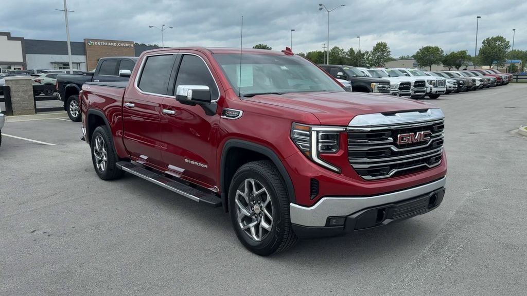 Pre-Owned 2023 GMC Sierra 1500 SLT - photo - 8