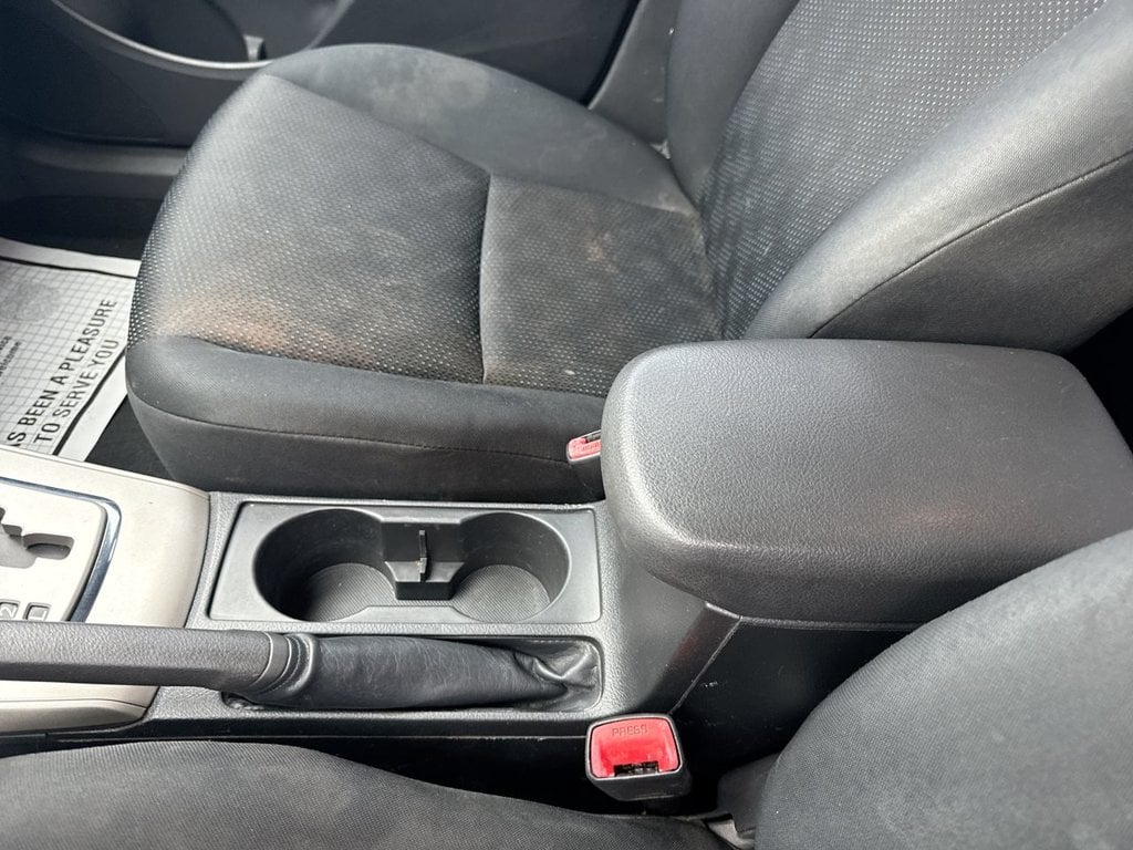 Pre-Owned 2010 Toyota Corolla S - photo - 16