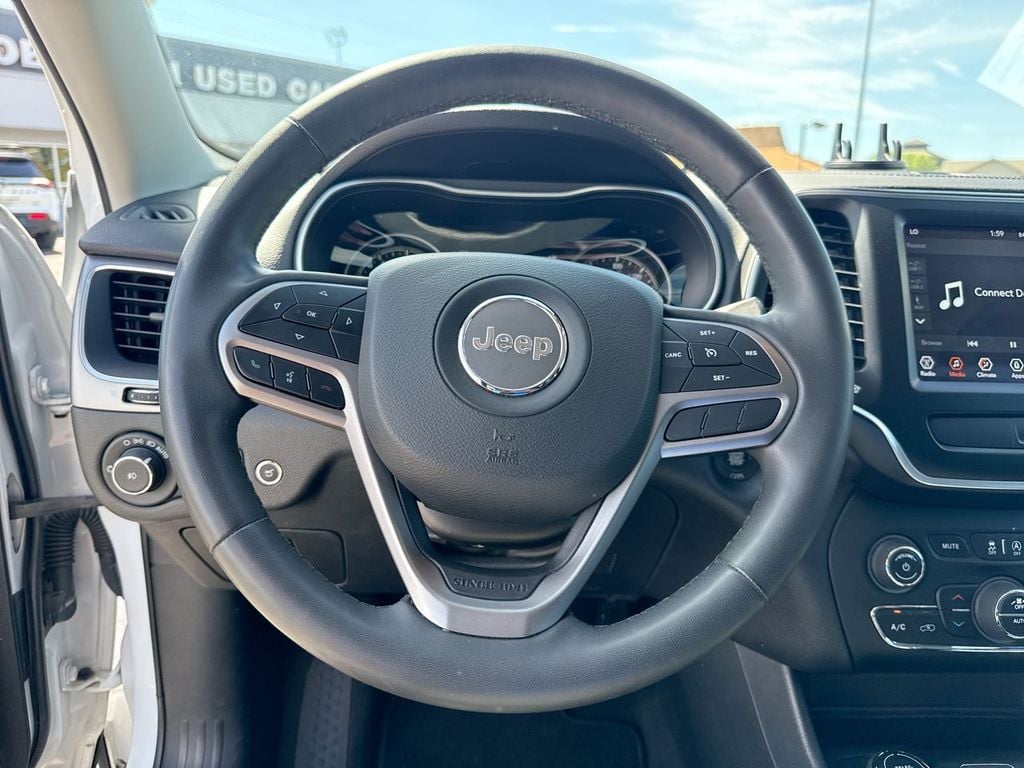 Pre-Owned 2022 Jeep Cherokee Latitude Lux - photo - 23
