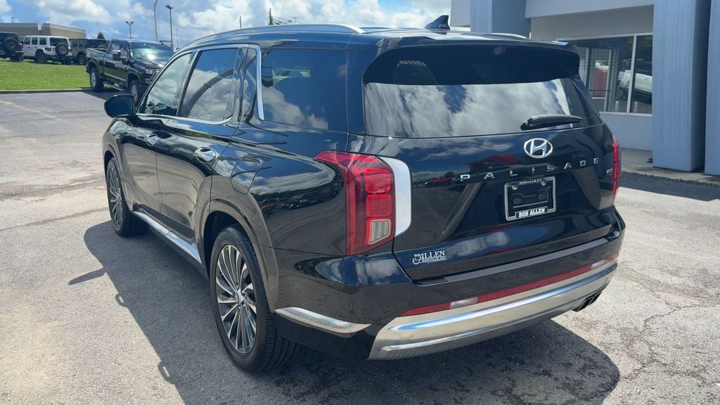 Pre-Owned 2023 Hyundai Palisade Calligraphy - photo - 4
