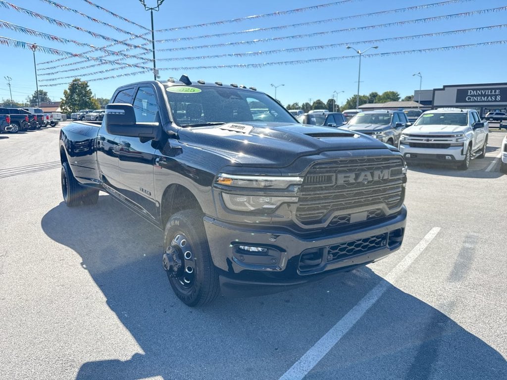 Pre-Owned 2025 Ram 3500 Laramie - photo - 14