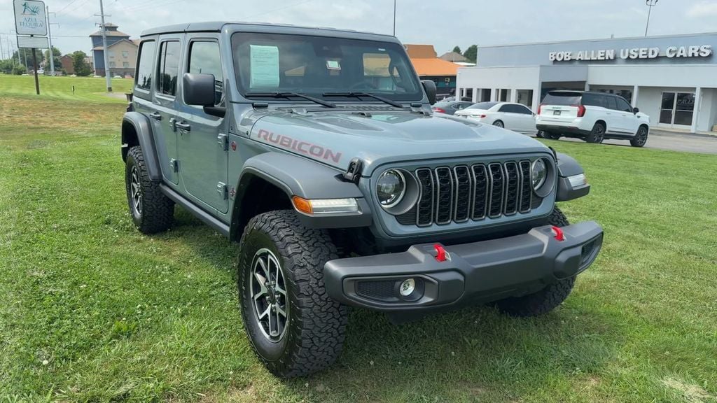 Pre-Owned 2025 Jeep Wrangler Rubicon - photo - 8