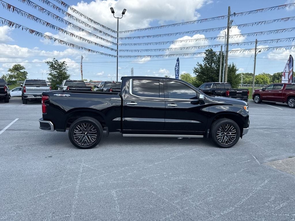 Pre-Owned 2026 Chevrolet Silverado 1500 LTZ - photo - 13