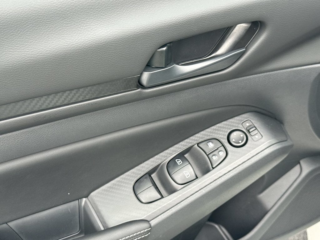 New 2026 Nissan Altima 2.5 SV - photo - 19