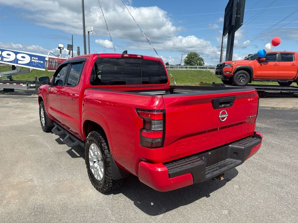 Pre-Owned 2023 Nissan Frontier SV - photo - 11