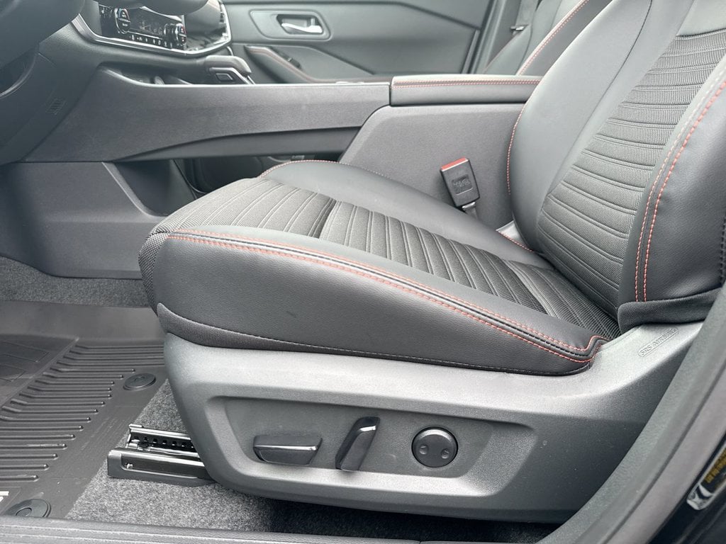 New 2026 Nissan Rogue Rock Creek - photo - 22
