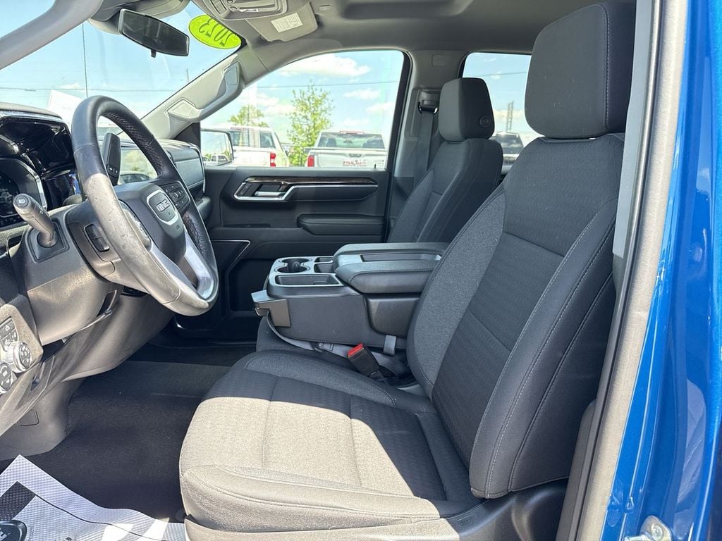 Pre-Owned 2023 GMC Sierra 1500 Elevation - photo - 20