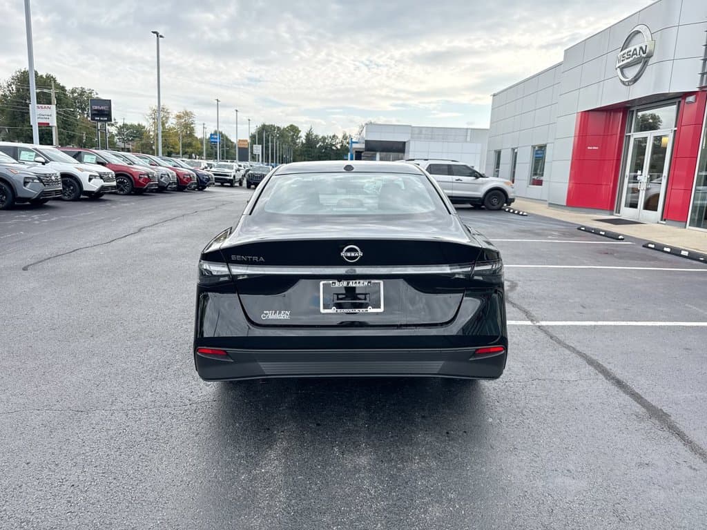 New 2027 Nissan Sentra SV - photo - 17