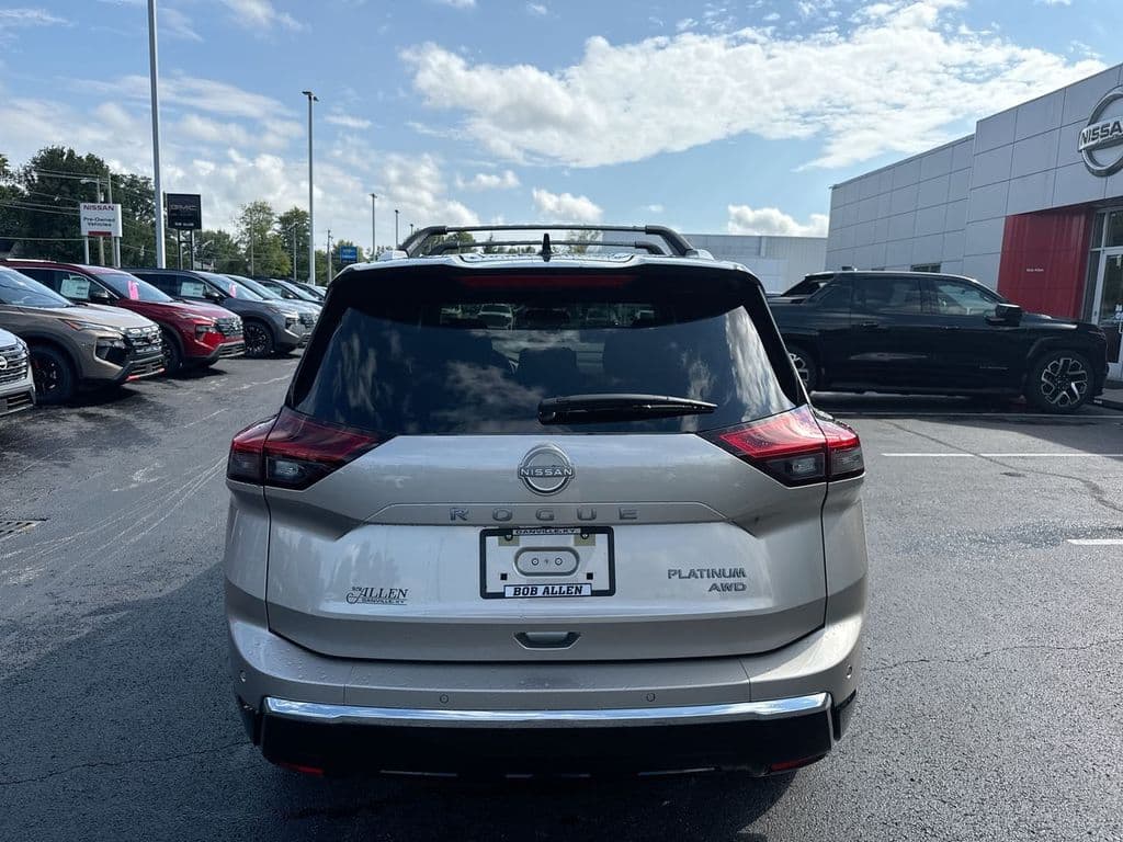 New 2026 Nissan Rogue Platinum - photo - 18