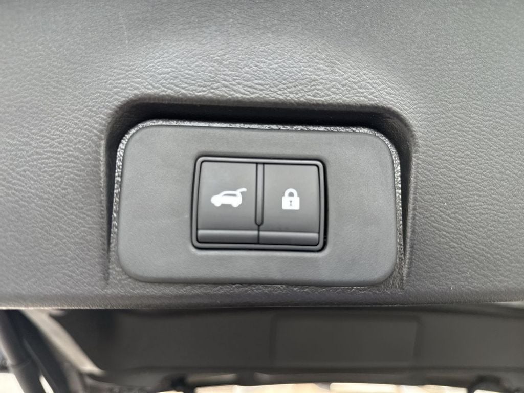 New 2026 Nissan Rogue Rock Creek - photo - 17