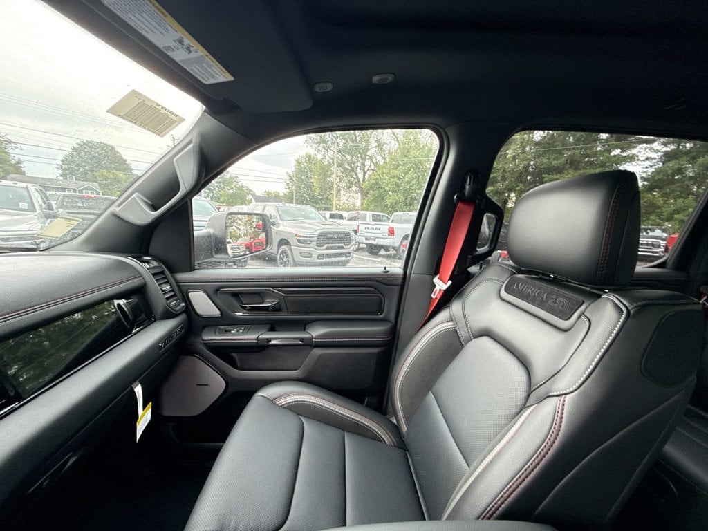 New 2026 Ram 1500 Laramie - photo - 30